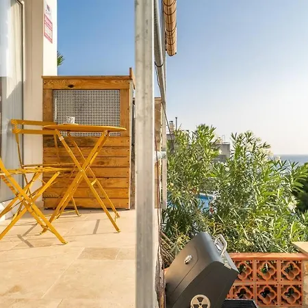 Cozy Ocean View Cala Crancs Flat Apartment